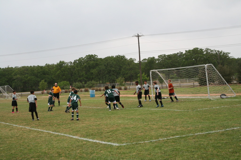 2011/04(April)/soccer/1024x768_2011-04-30-Soccer Tournament-115.JPG